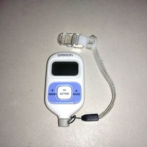 OMRON Go Smart Model HJ-203 Pocket Pedometer with Activity Tracker